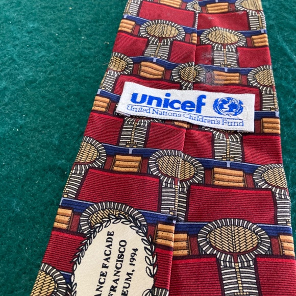 Vintage Unicef Tie, 1994 - Picture 4 of 5